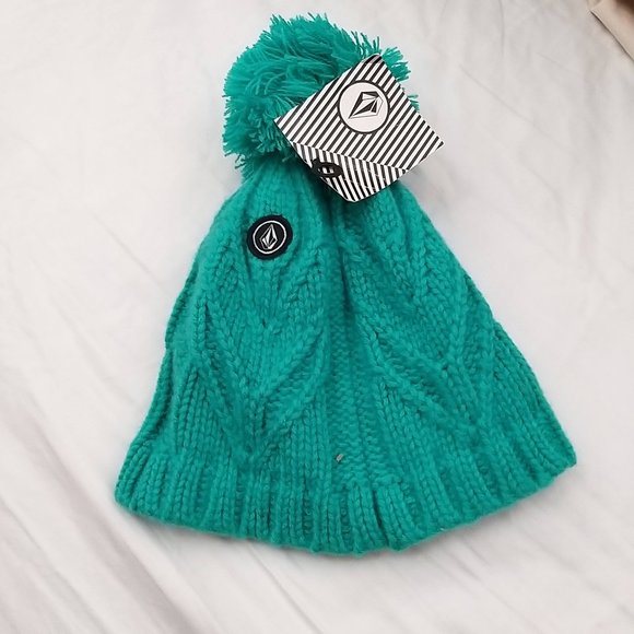 NEW  VOLCOM LEAF BEANIE WAFFLE KNIT GREEN CAP W/ POM - Picture 1 of 5